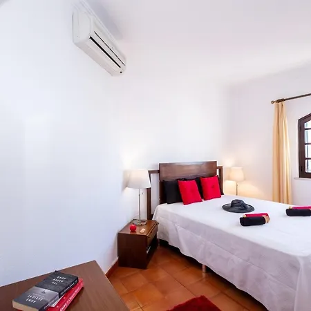 Atlas - Piscina Aquecivel E Bbq Em Villa